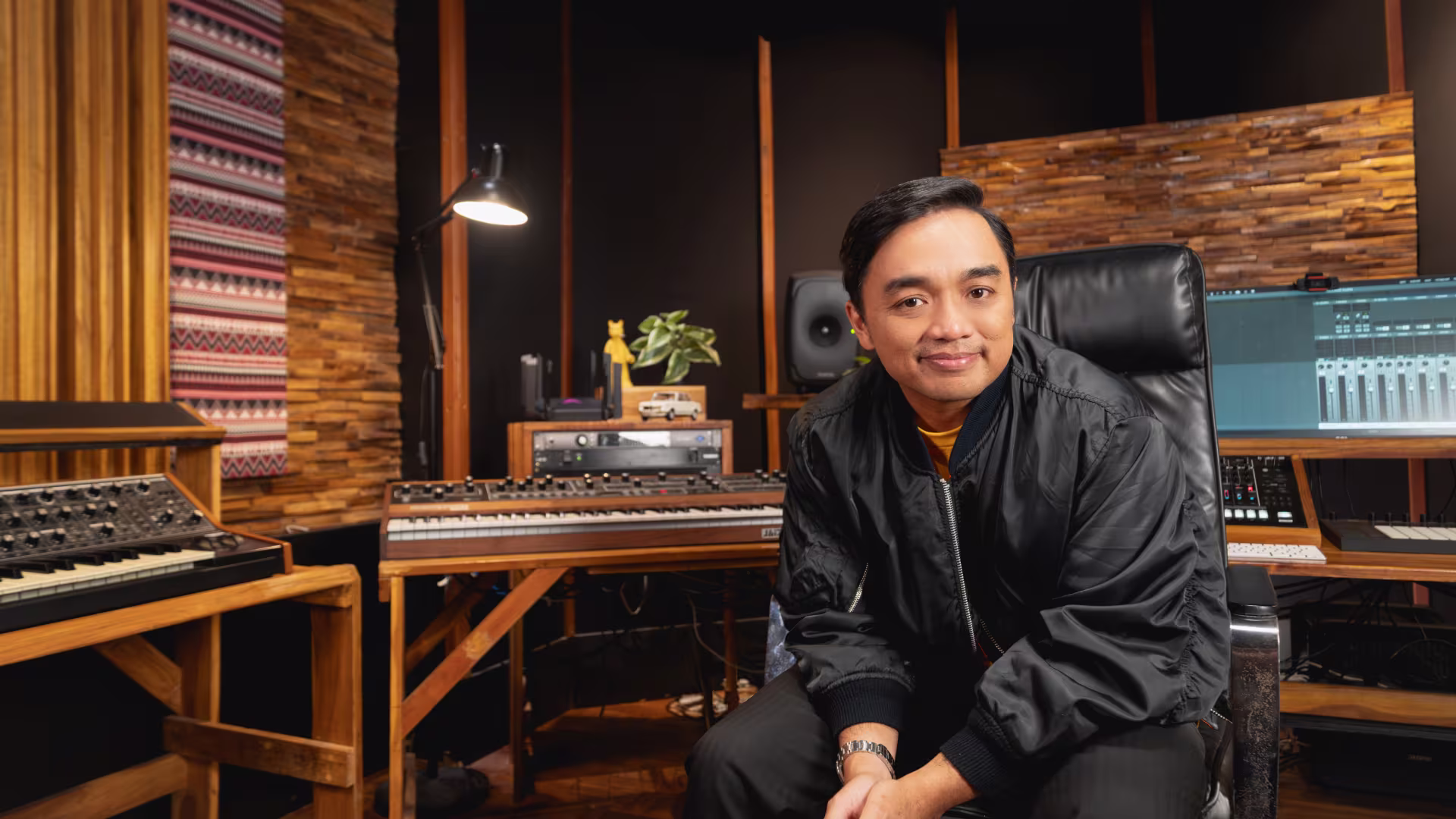 GlobalXtreme Product Signature